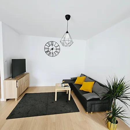Malta & Basen ,kort Tenisowy W Cenie Apartament *