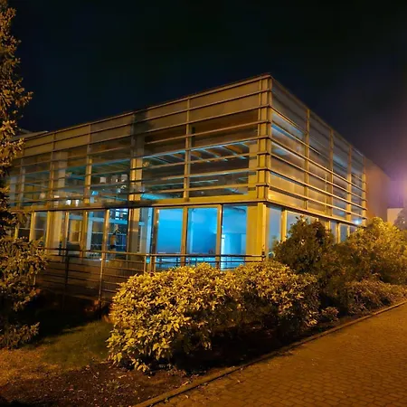 Malta & Basen ,kort Tenisowy W Cenie * Posen